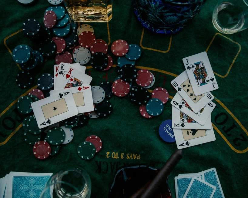 https://queenspinscasinos.com